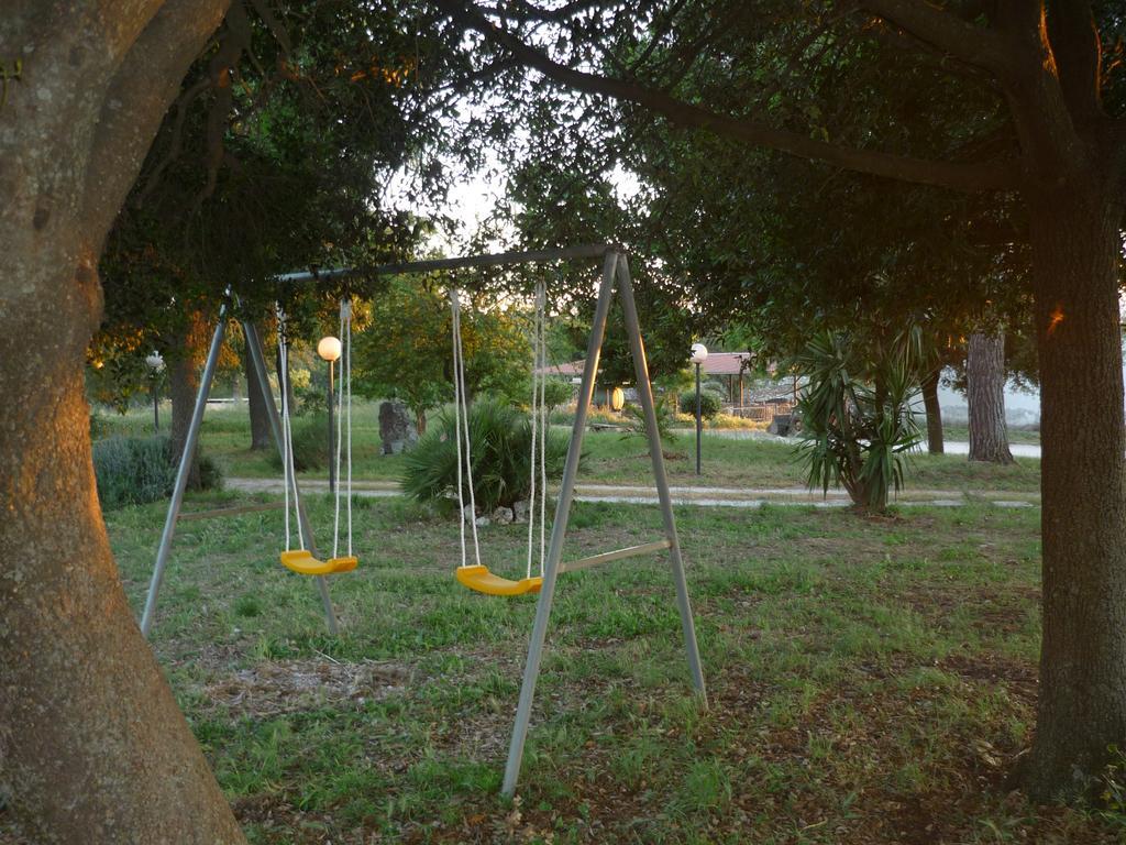 マルティナ・フランカ Agriturismo Masseria Casedde Vecchieヴィラ エクステリア 写真